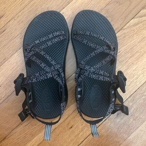 Chaco Kid's Sandals Size 1 Black Light Pink Girls